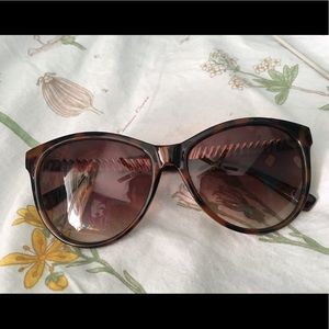 Gold jaguar print Foster Grant sunglasses